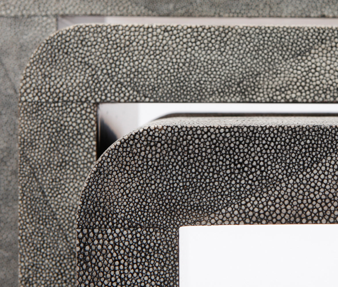 closeup of rounded corners of nesting tables