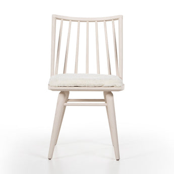 Oak Crest Windsor Chair: Customizable Seat with a Contemporary Twist on Classic Oak Design
