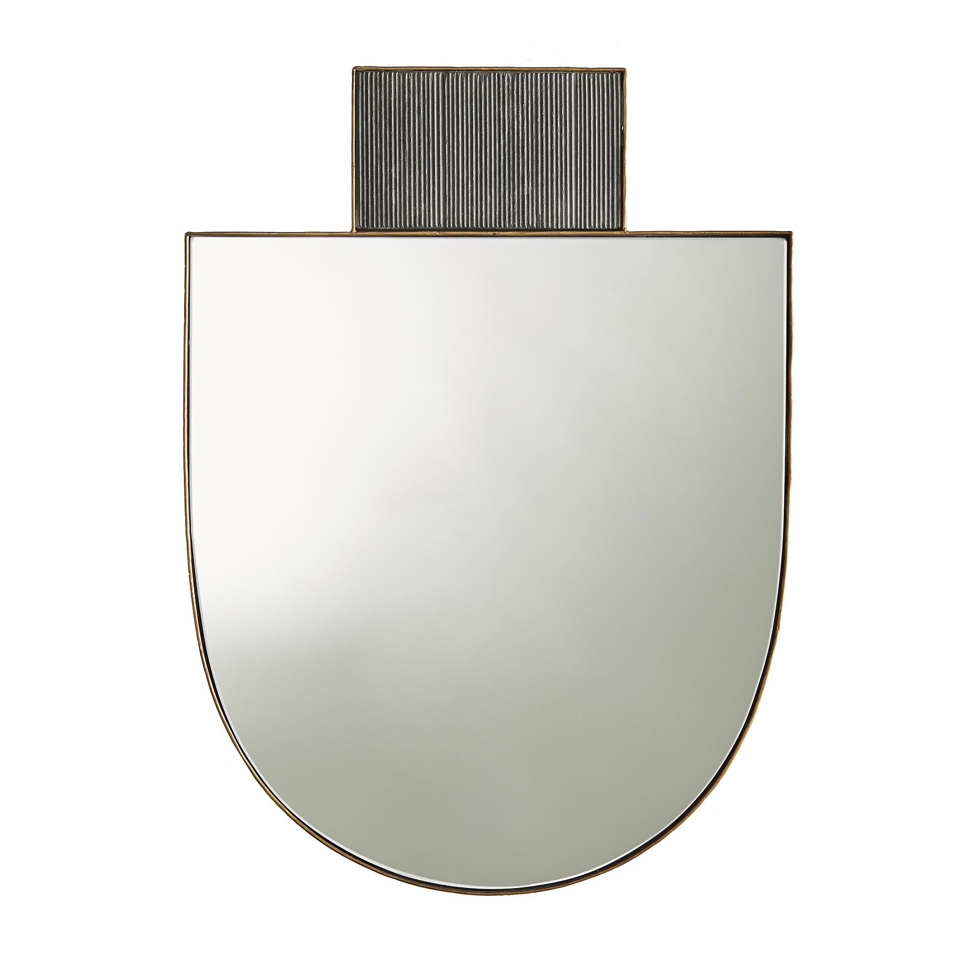 front view of geometric mirror